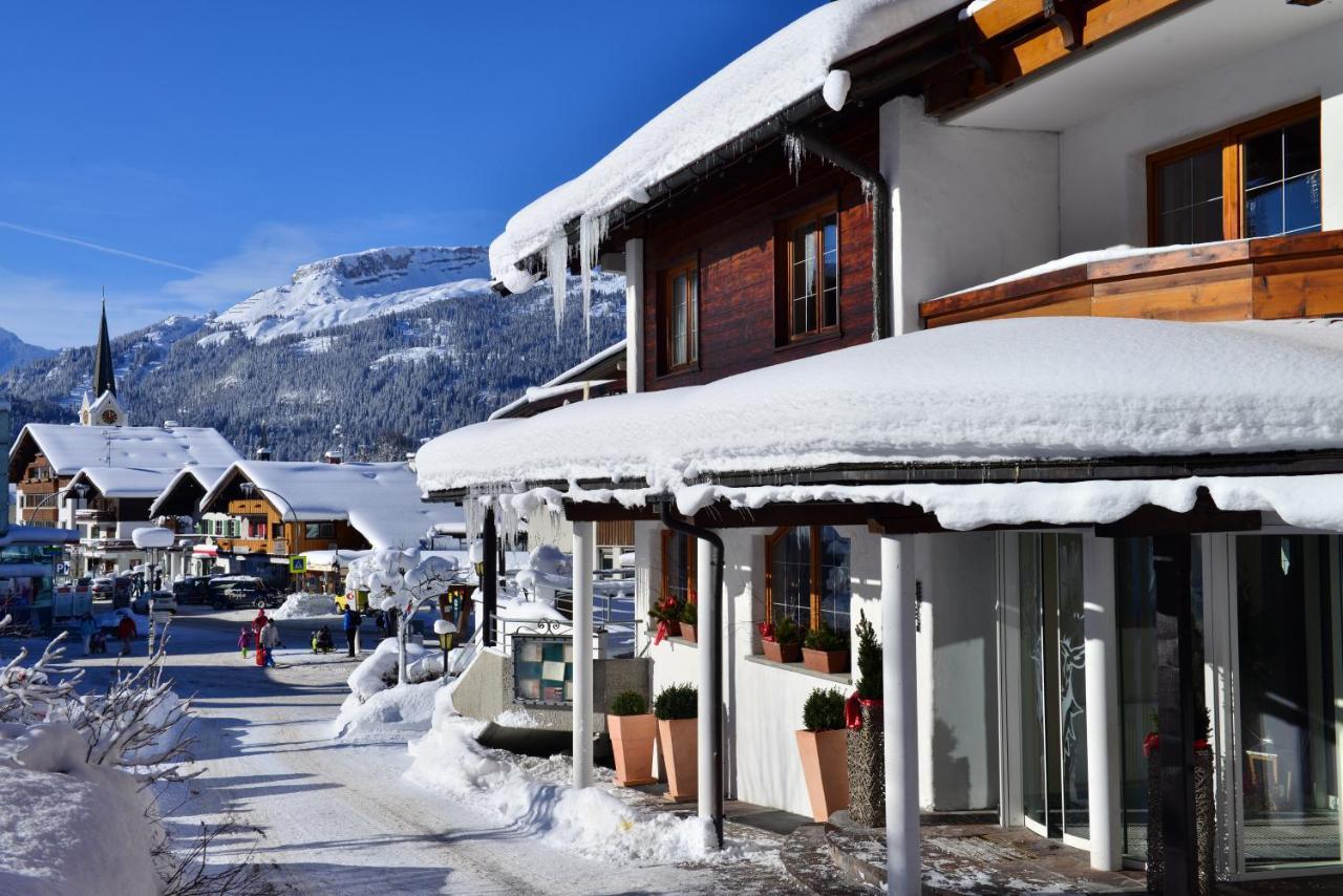 Hotel Jagdhof Riezlern Exterior foto